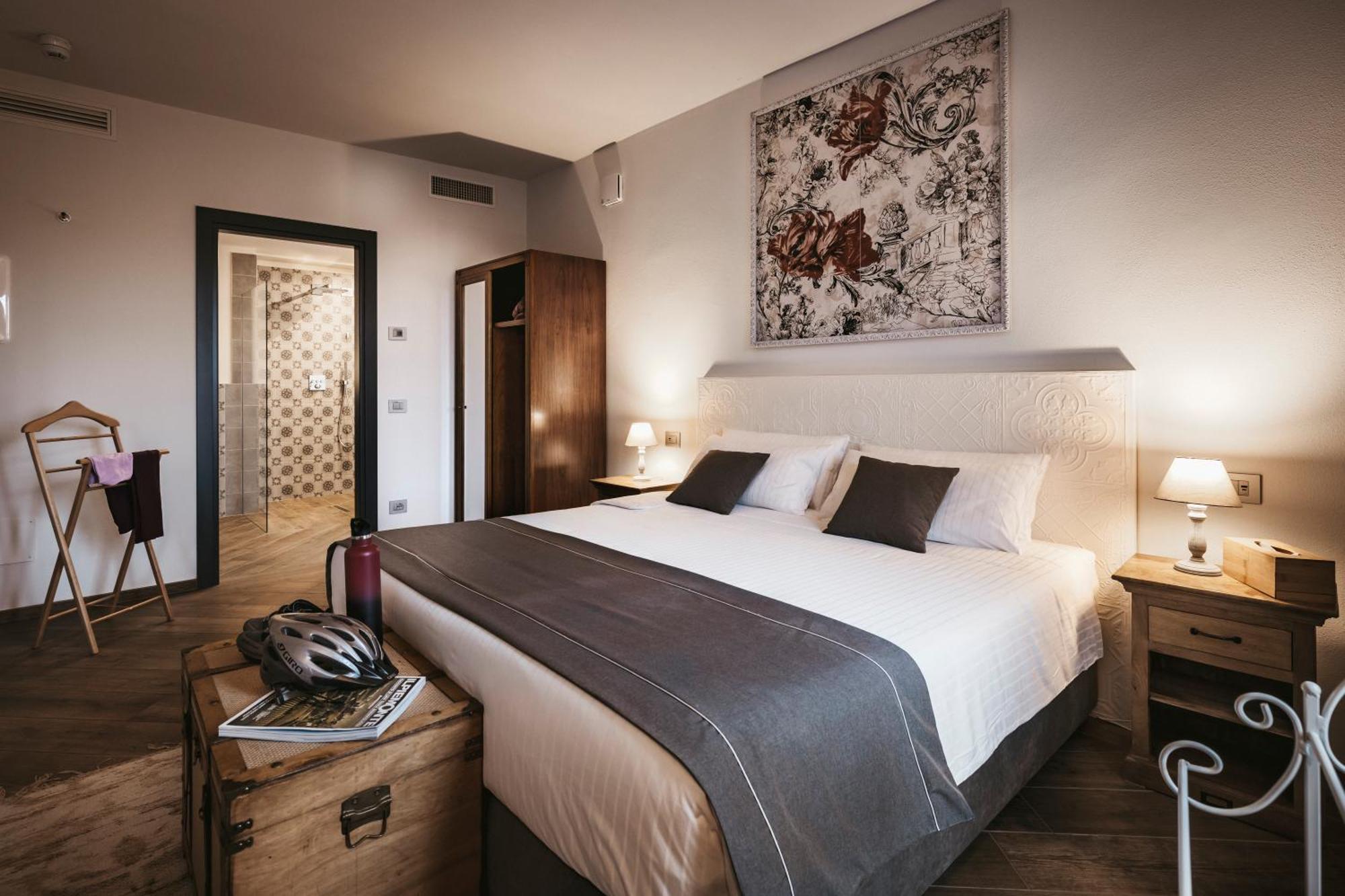 Relais Almaranto Hotel Calamandrana Bagian luar foto